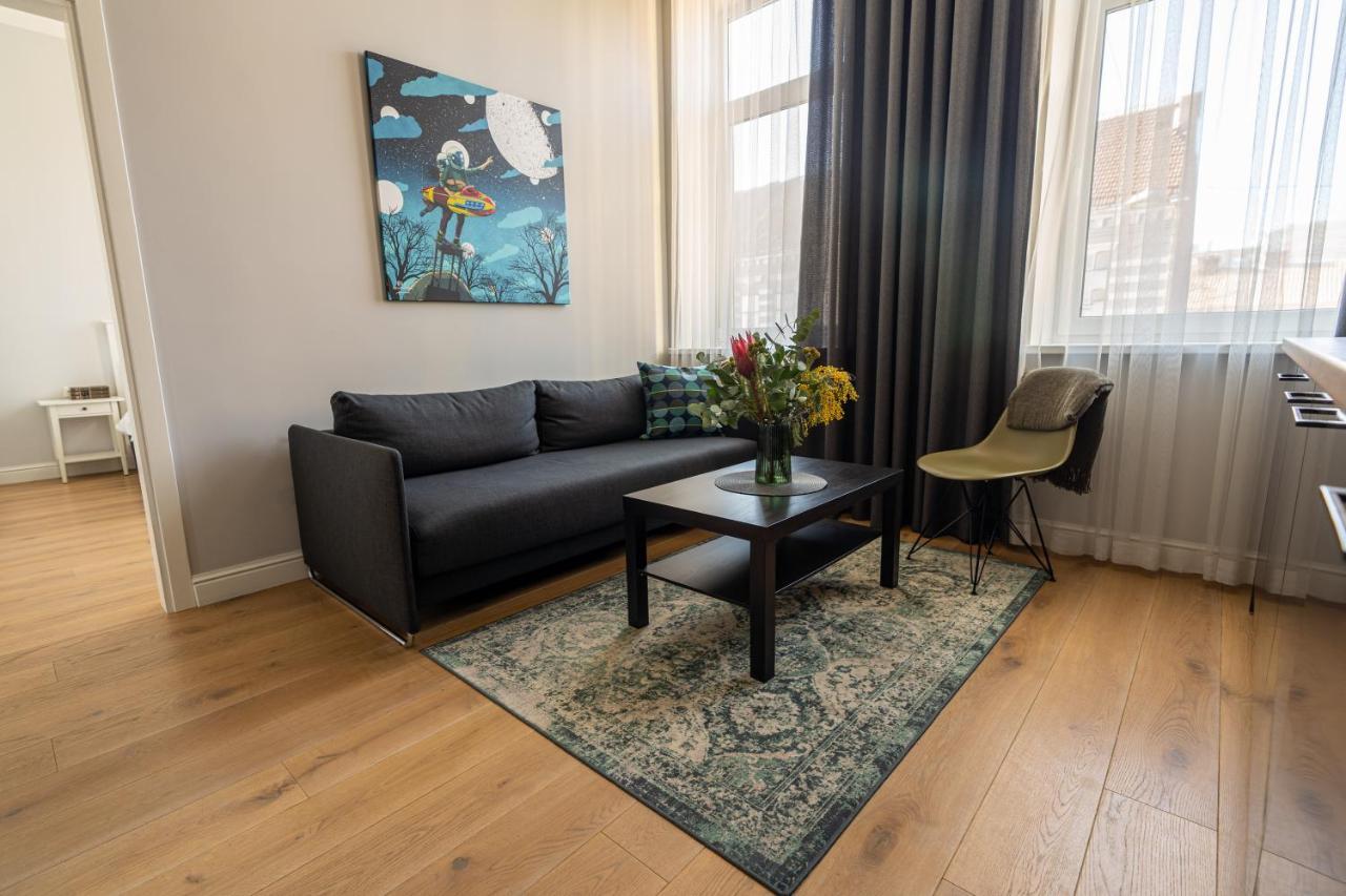 Beautiful Apartment In The Heart Of Kaunas Exterior photo