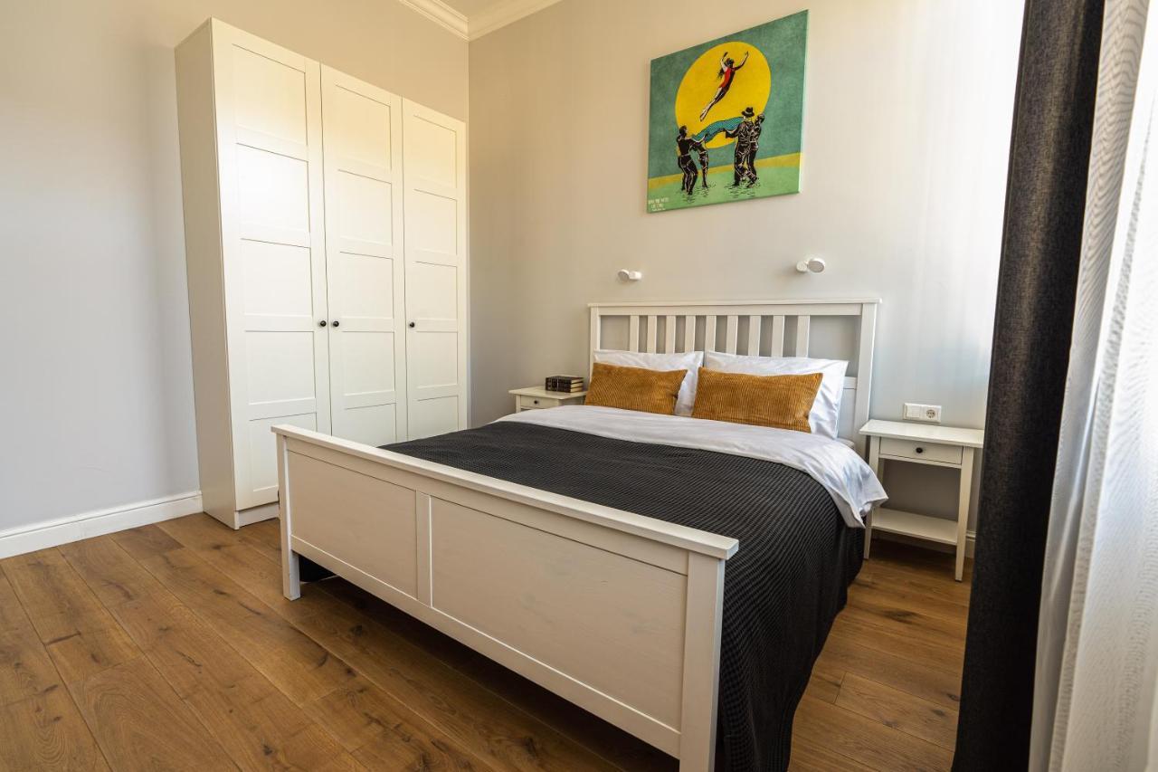 Beautiful Apartment In The Heart Of Kaunas Exterior photo